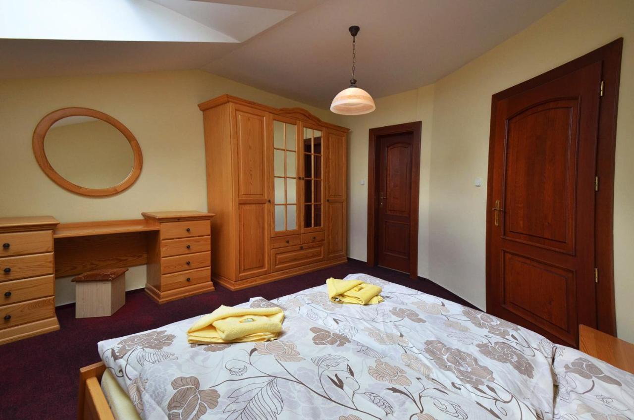 Hotel Lesana Stara Lesna Exterior photo