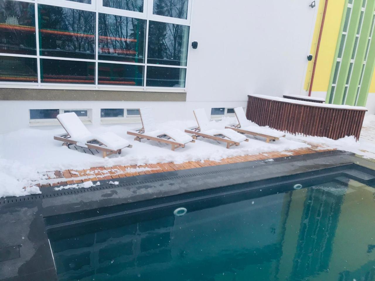 Hotel Lesana Stara Lesna Exterior photo